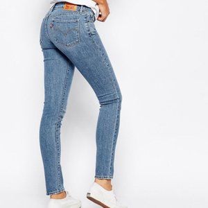 Levi's 711 Highrise Skinny Jeans